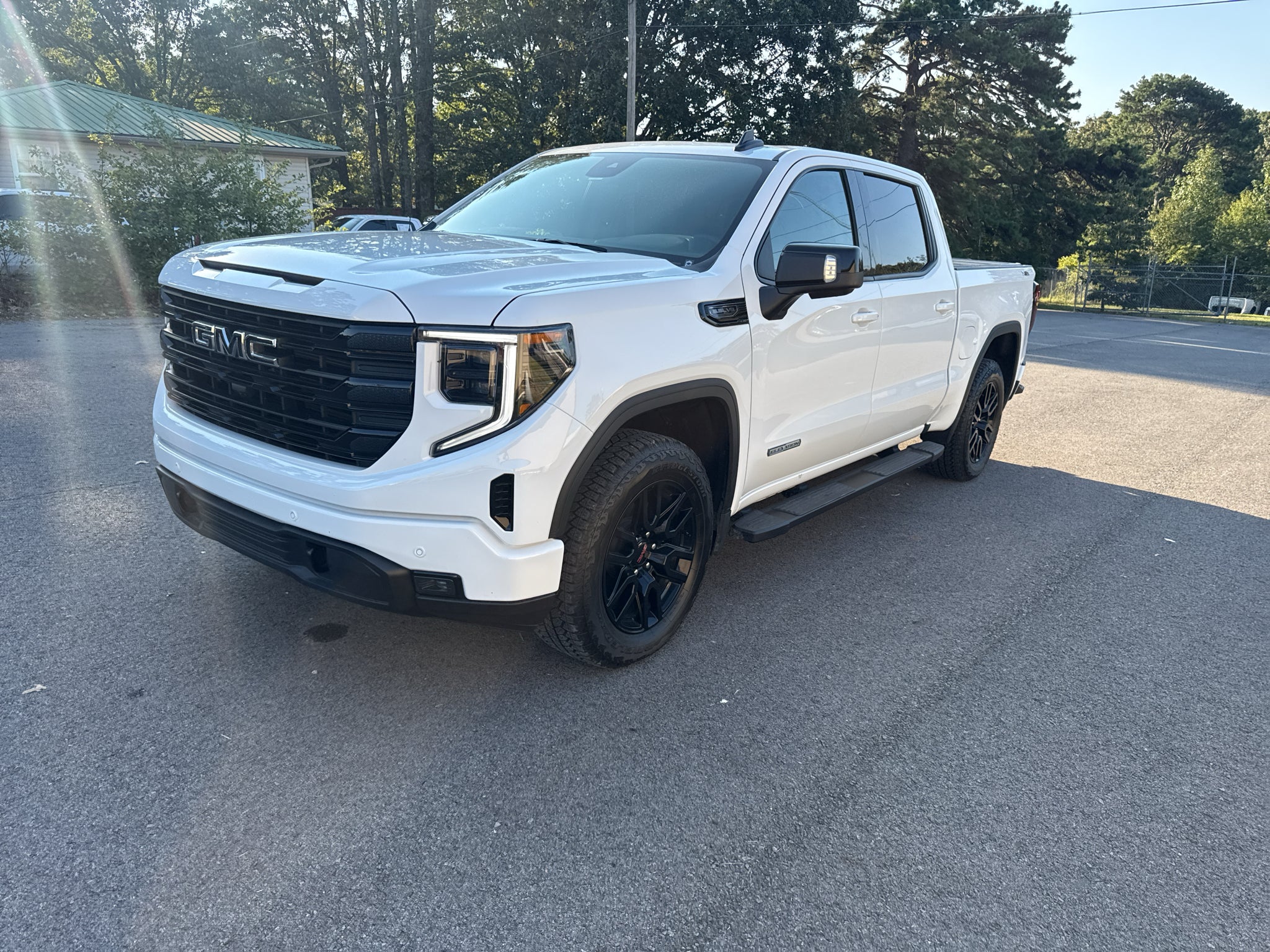 2024 GMC Sierra Elevation
