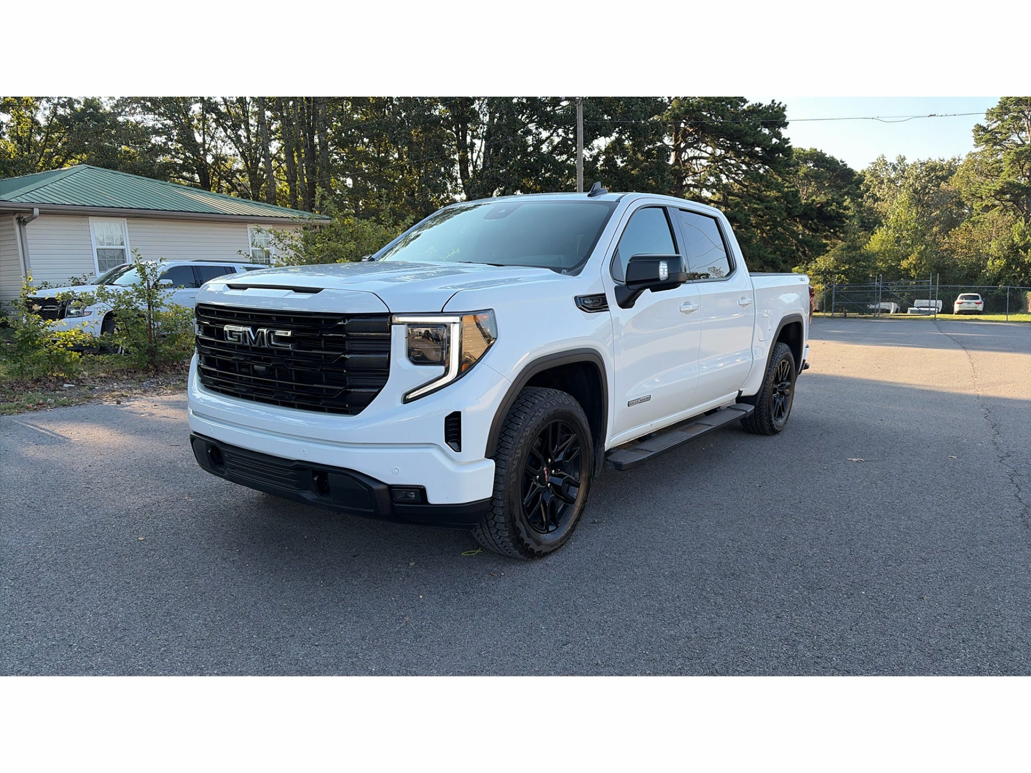 2024 GMC Sierra Elevation