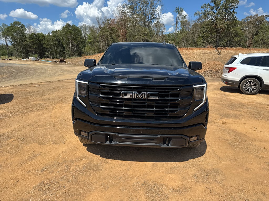 2025 GMC Sierra Elevation