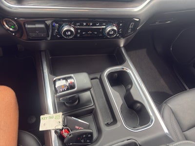 2025 GMC Sierra SLT