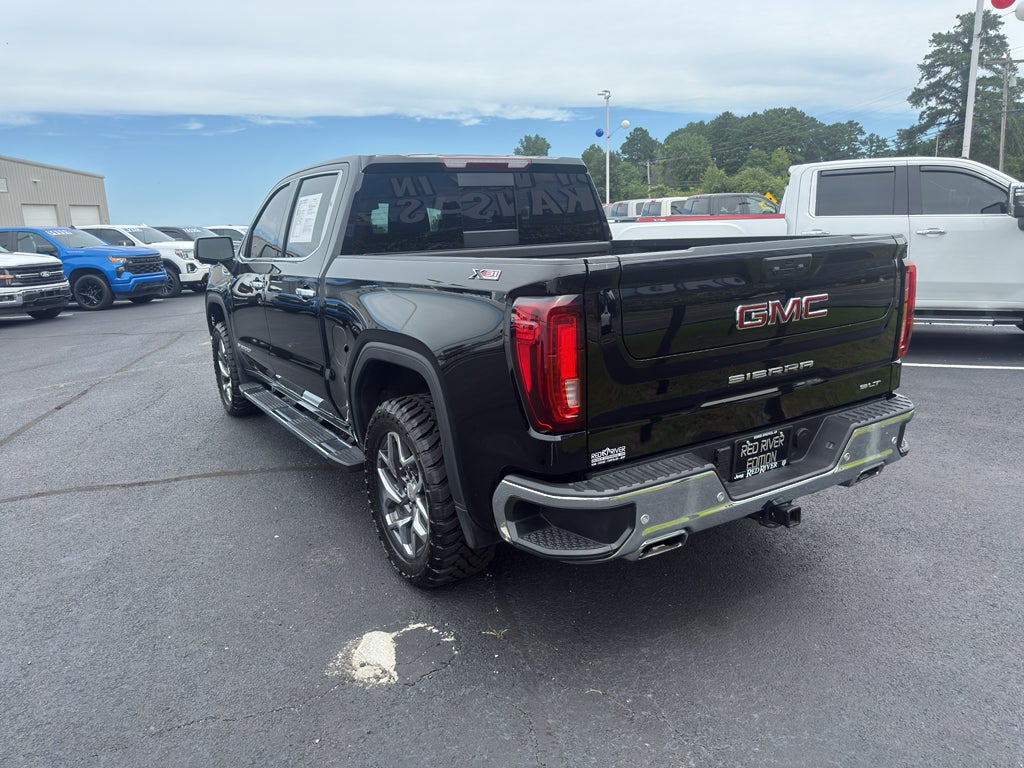 2025 GMC Sierra SLT