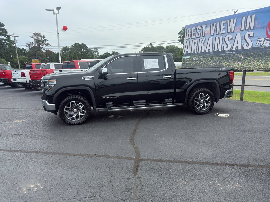 2025 GMC Sierra SLT