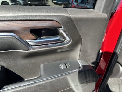 2024 GMC Sierra SLT