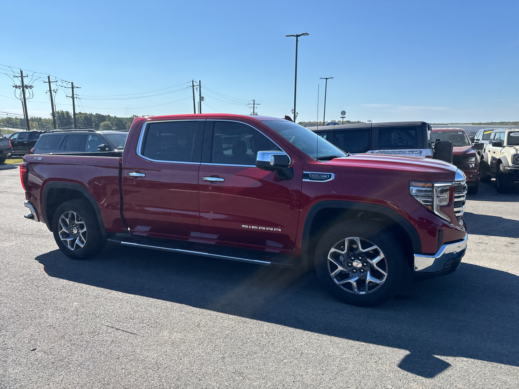 2024 GMC Sierra SLT