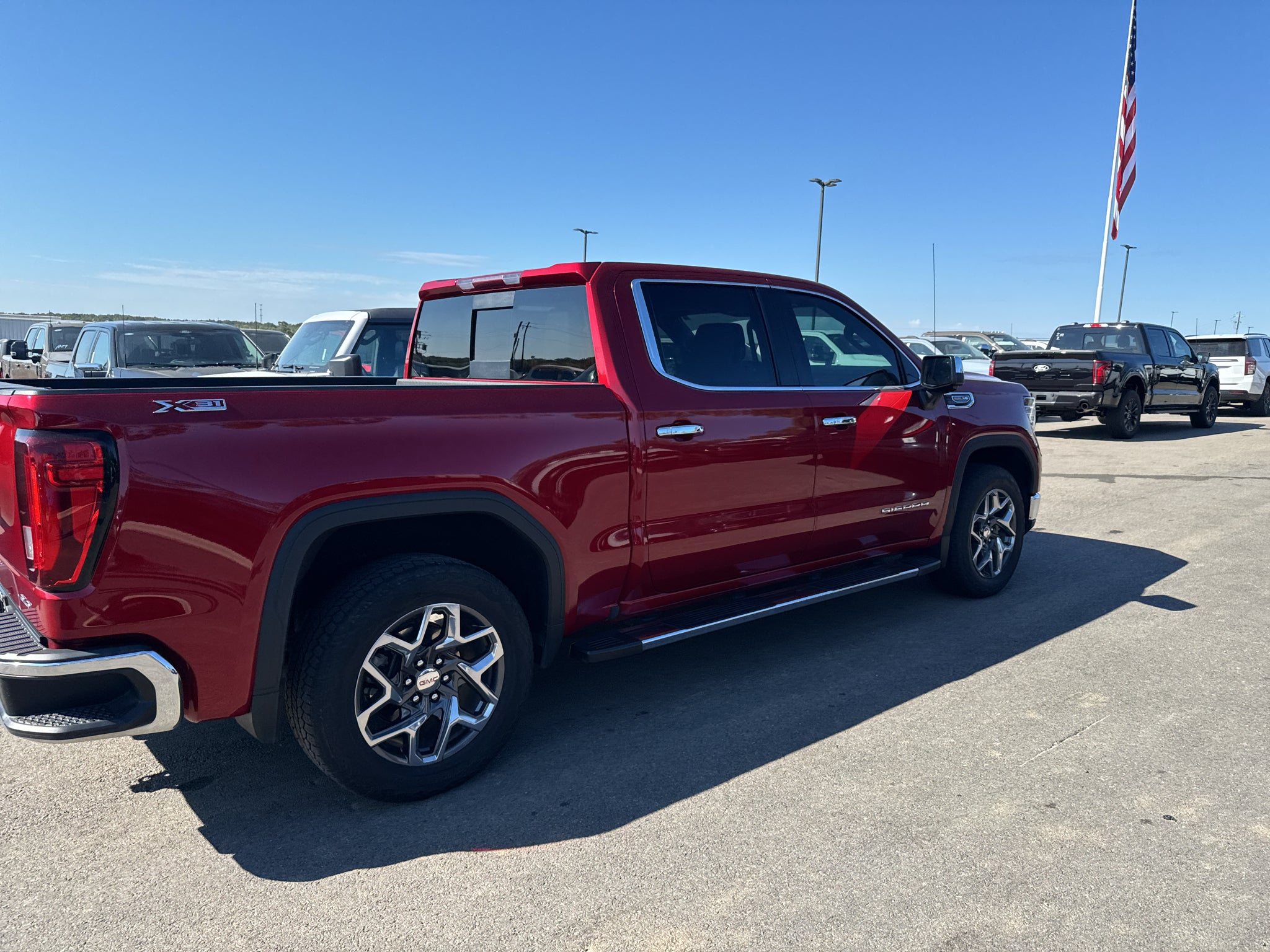 2024 GMC Sierra SLT