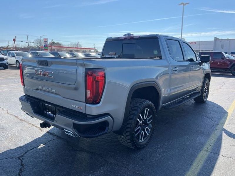 2024 GMC Sierra AT4