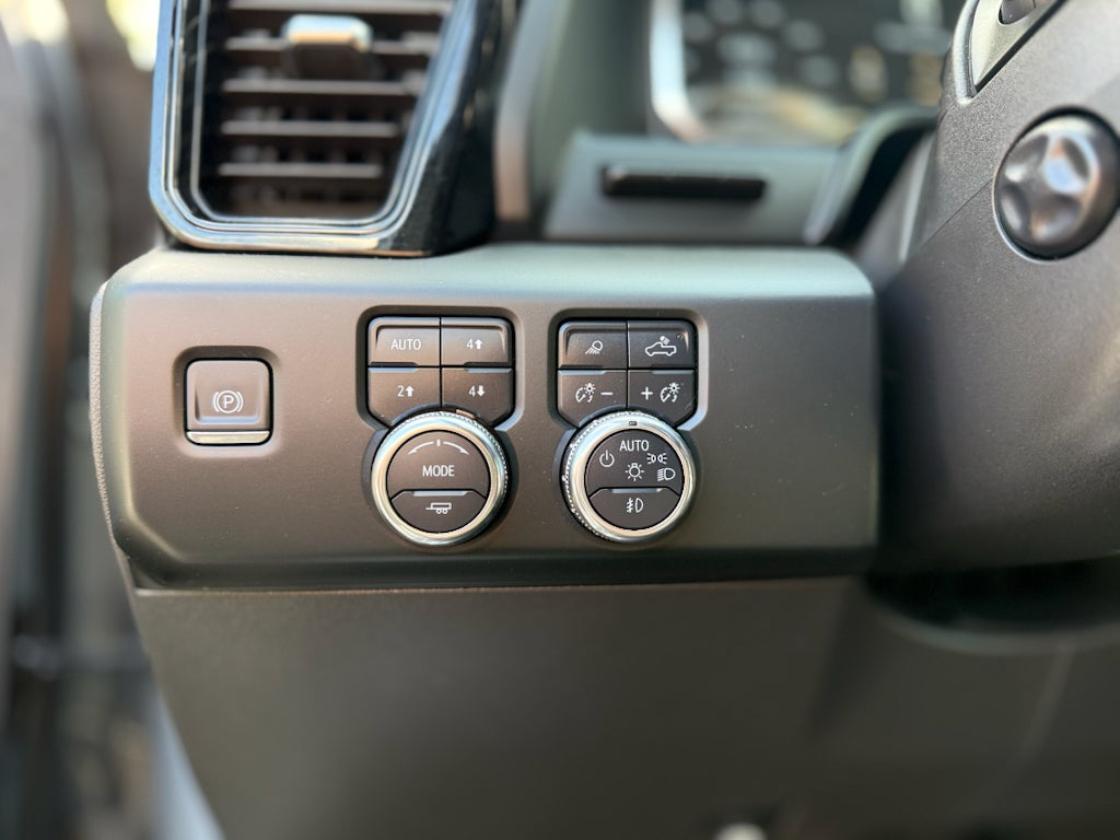 2024 GMC Sierra AT4