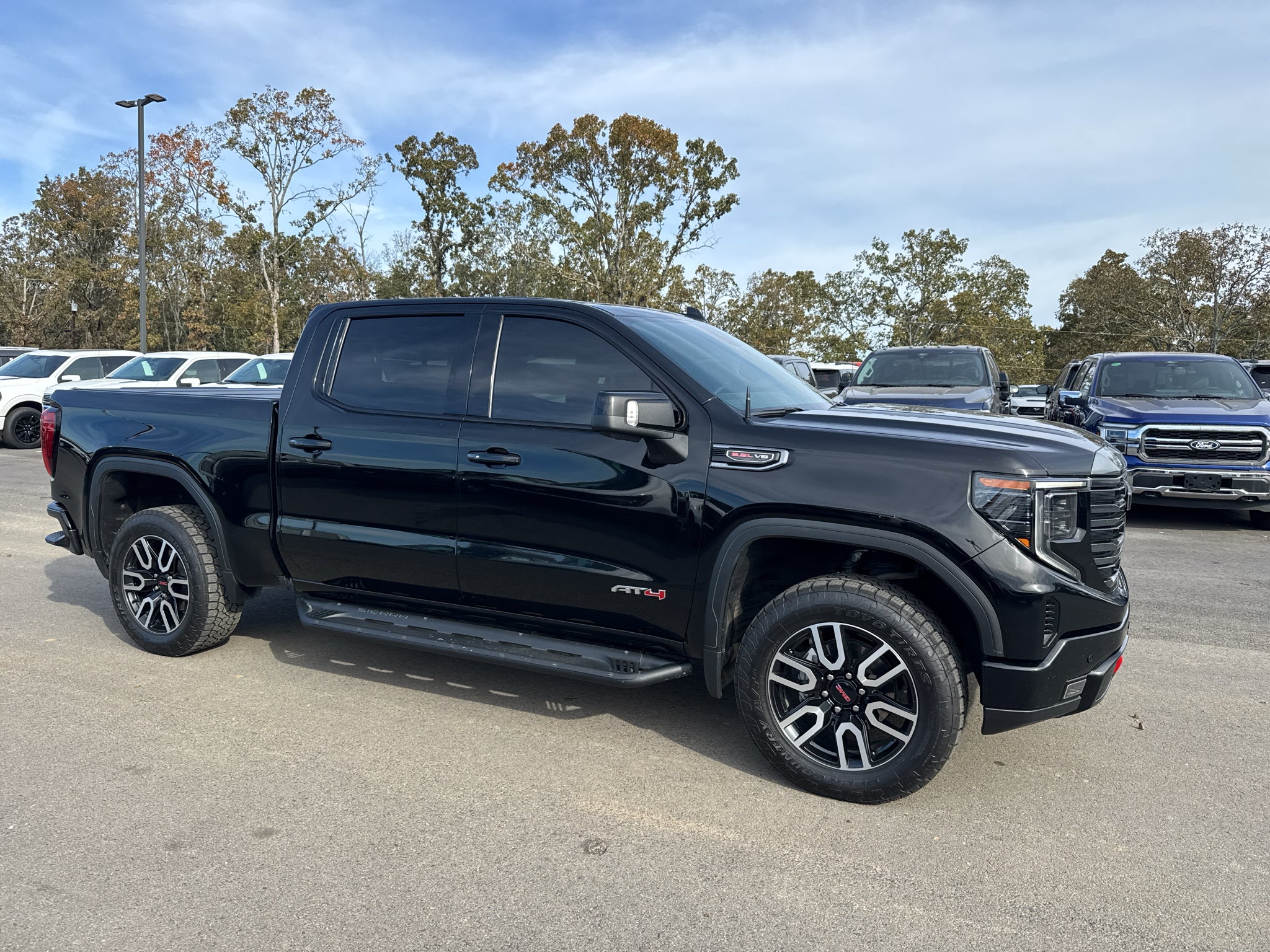 2024 GMC Sierra AT4