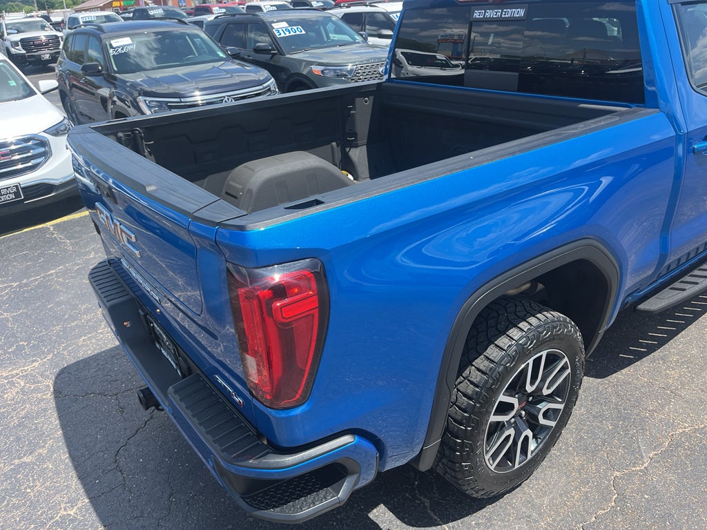 2024 GMC Sierra AT4