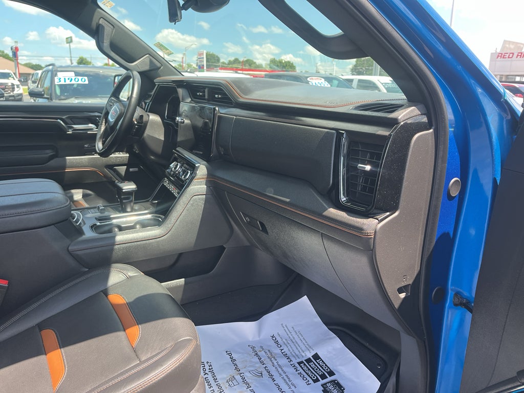 2024 GMC Sierra AT4