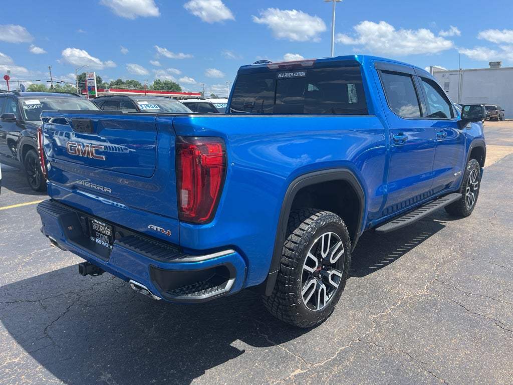 2024 GMC Sierra AT4