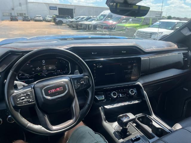 2024 GMC Sierra AT4