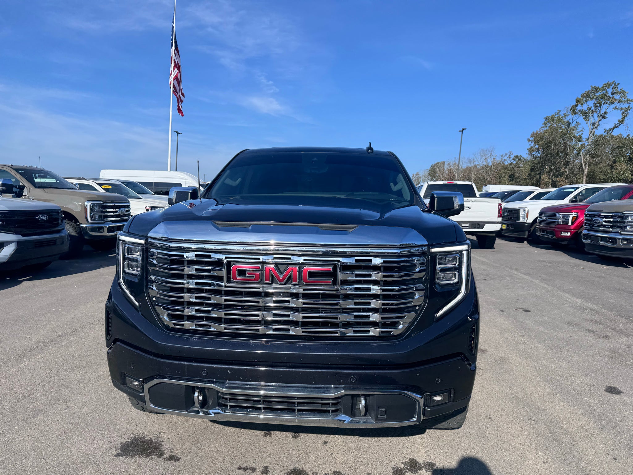 2025 GMC Sierra Denali