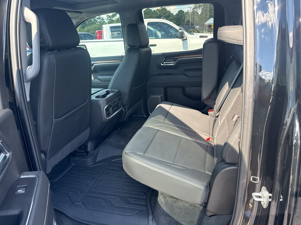 2025 GMC Sierra Denali