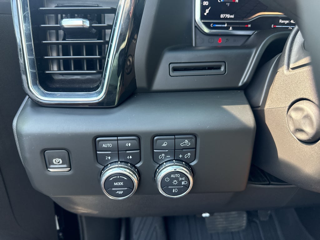 2025 GMC Sierra Denali