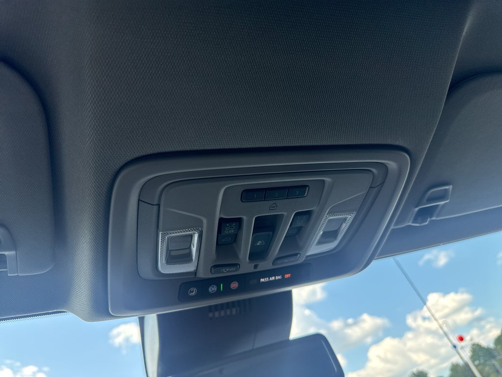 2025 GMC Sierra Denali
