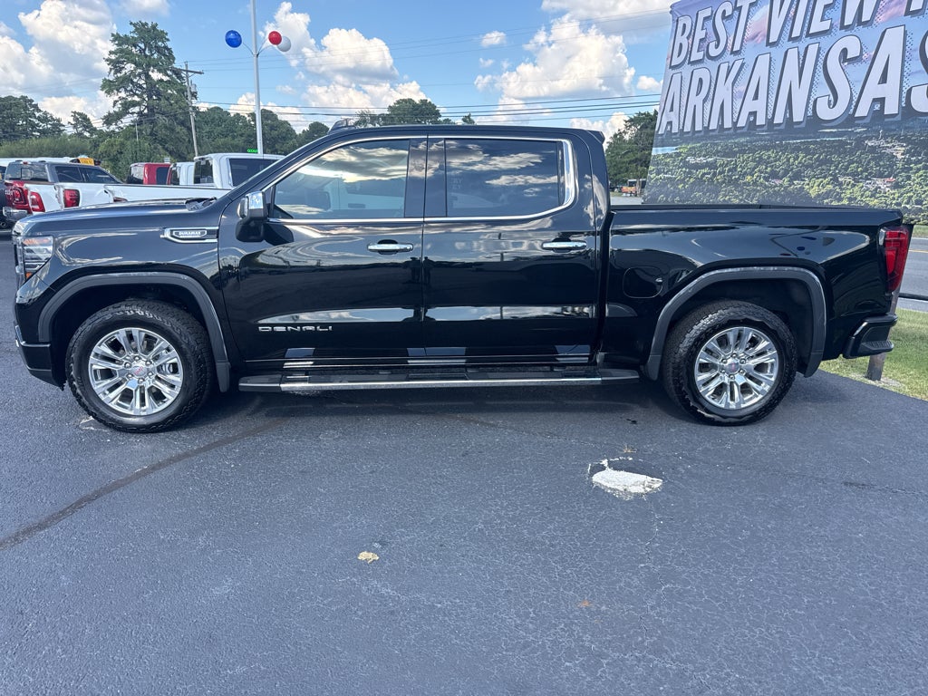 2025 GMC Sierra Denali