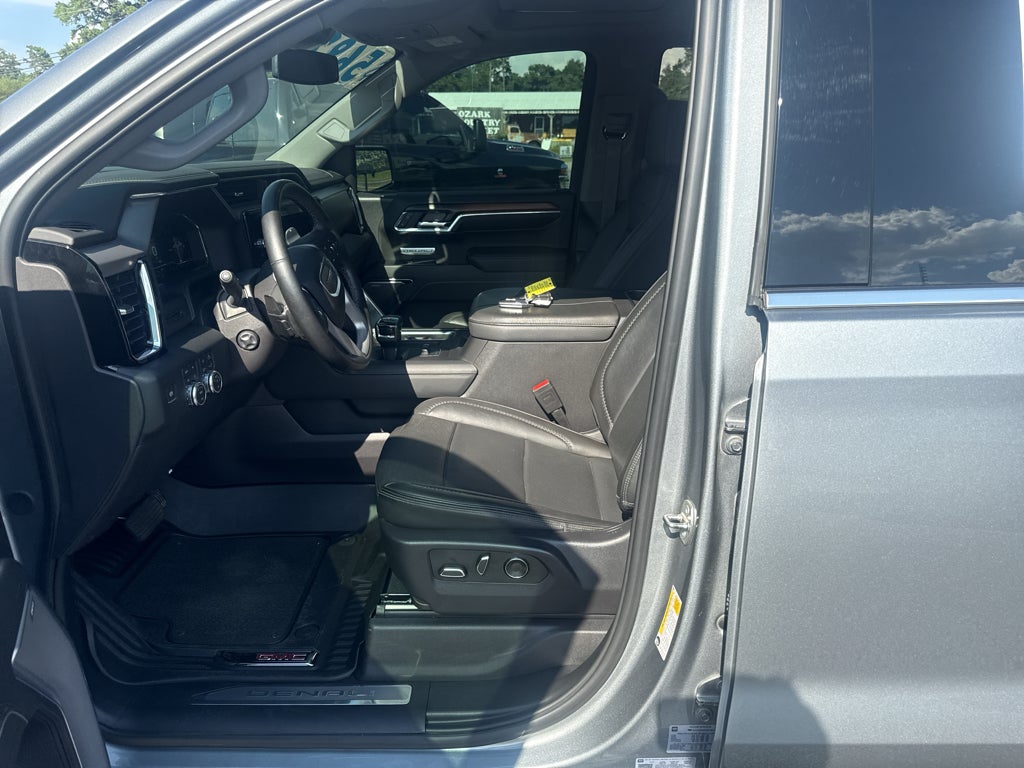 2024 GMC Sierra Denali