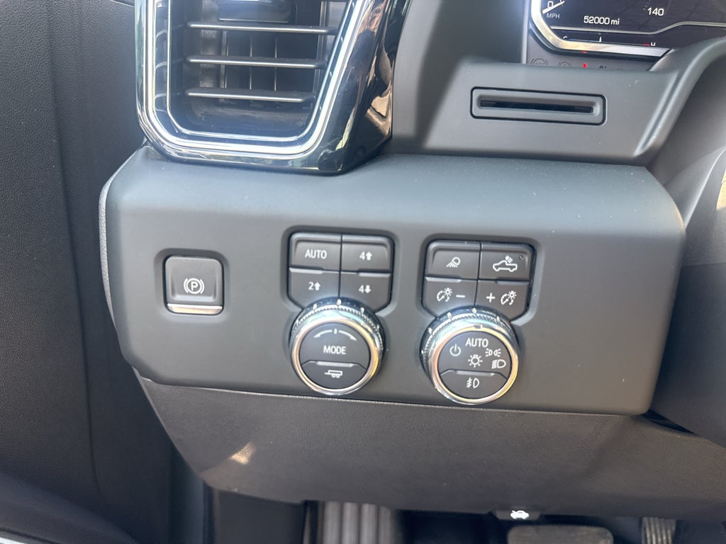 2024 GMC Sierra Denali