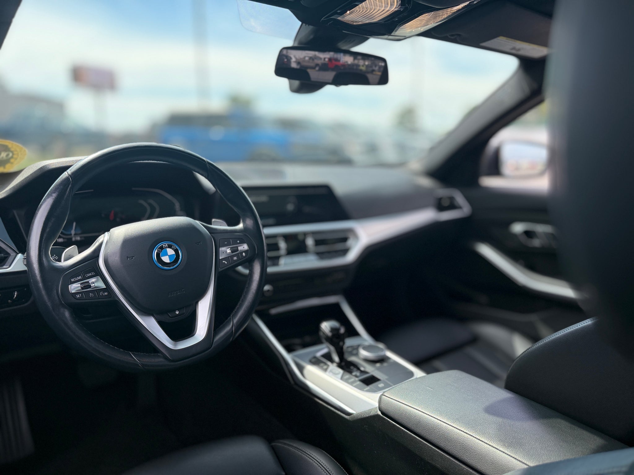 2022 BMW 3 series 330e xDrive