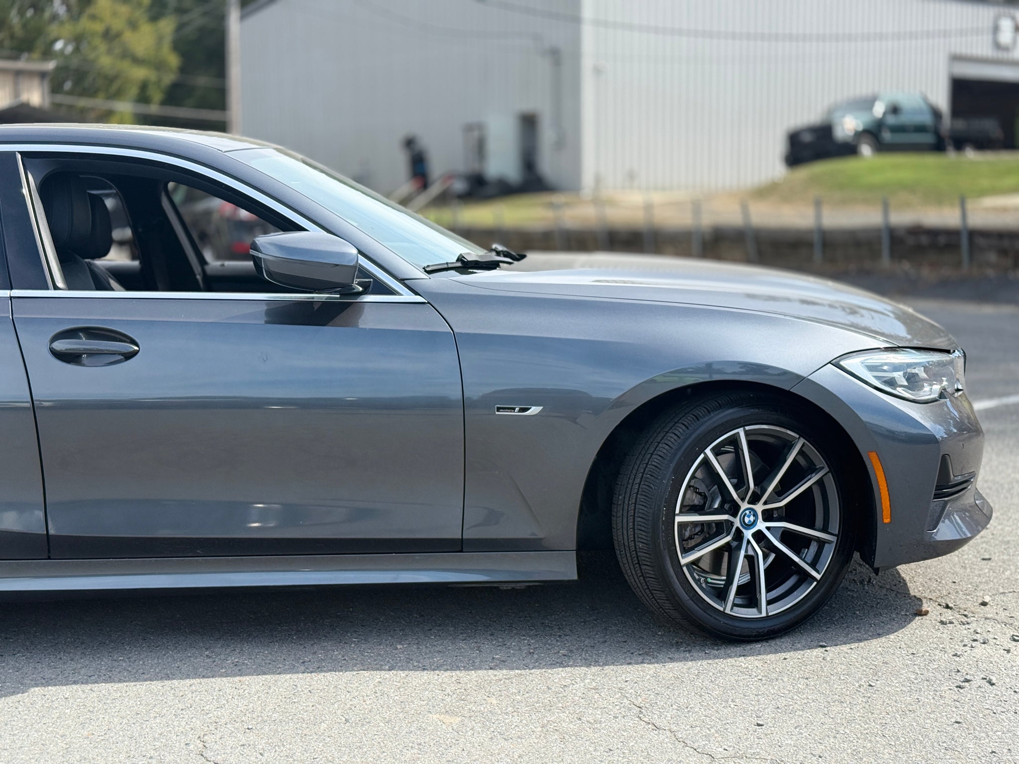 2022 BMW 3 series 330e xDrive