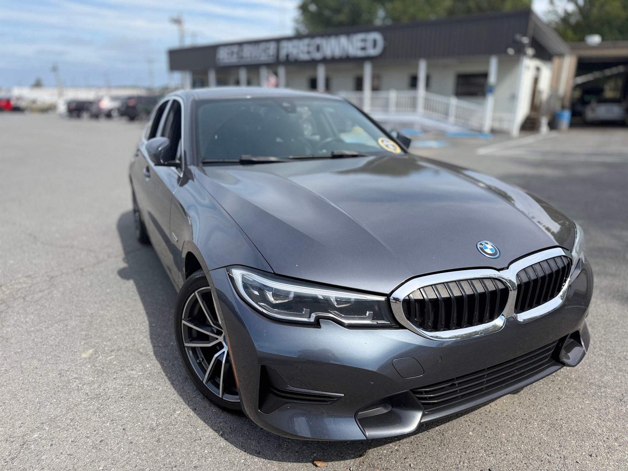 2022 BMW 3 series 330e xDrive