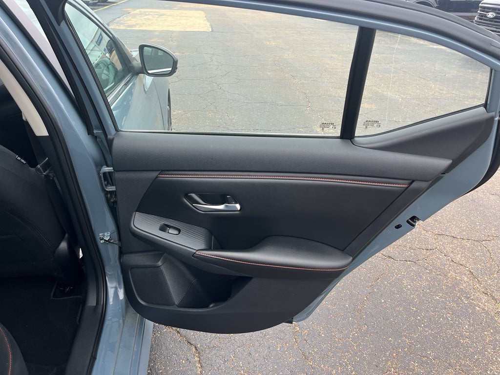 2025 Nissan Sentra SR