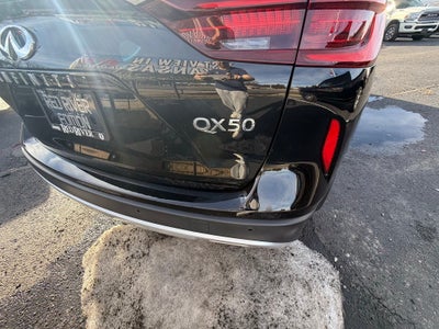 2023 INFINITI QX50 LUXE