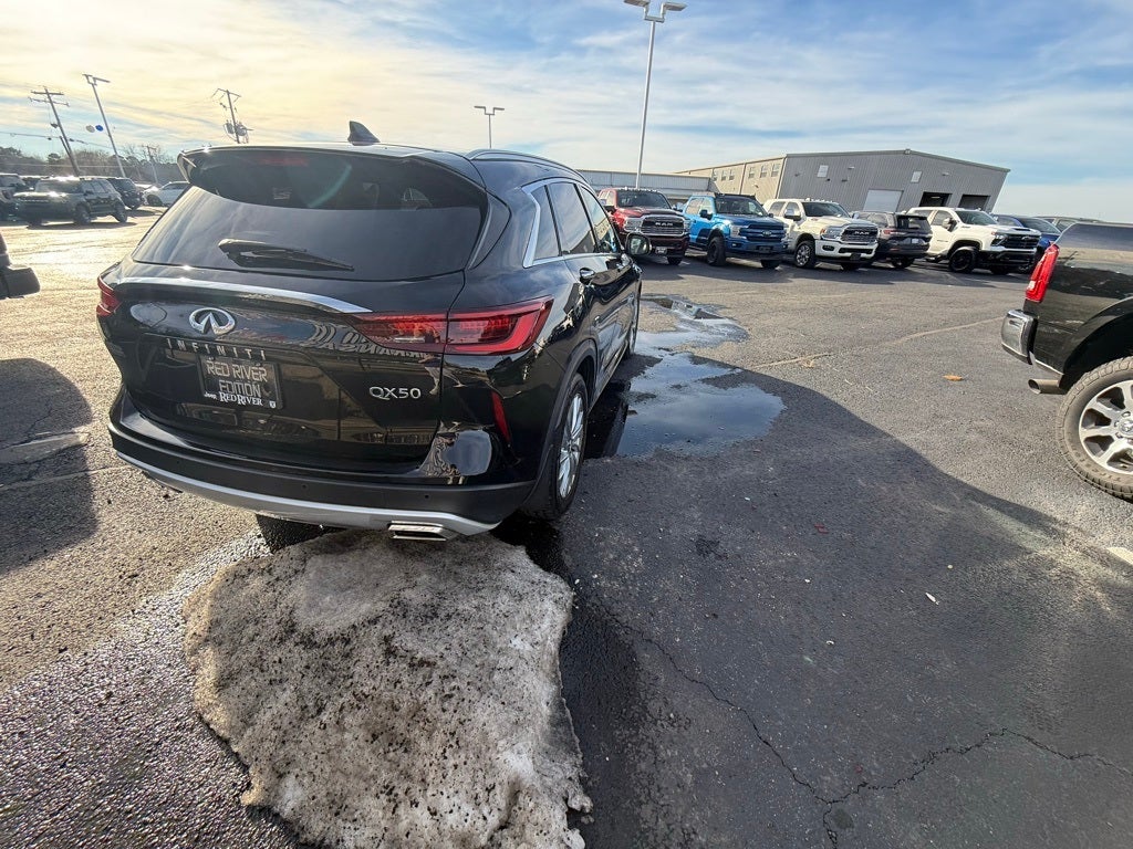 2023 INFINITI QX50 LUXE