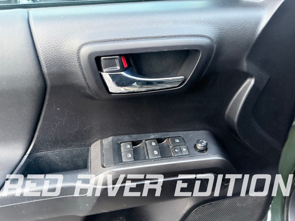 2021 Toyota Tacoma SR5 V6