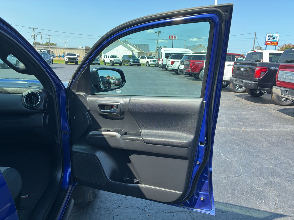 2023 Toyota Tacoma TRD Off Road