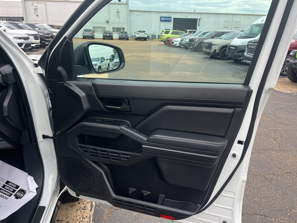 2024 Toyota Tacoma SR