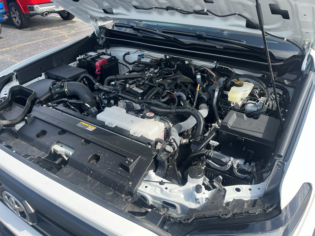 2025 Toyota Tacoma SR5