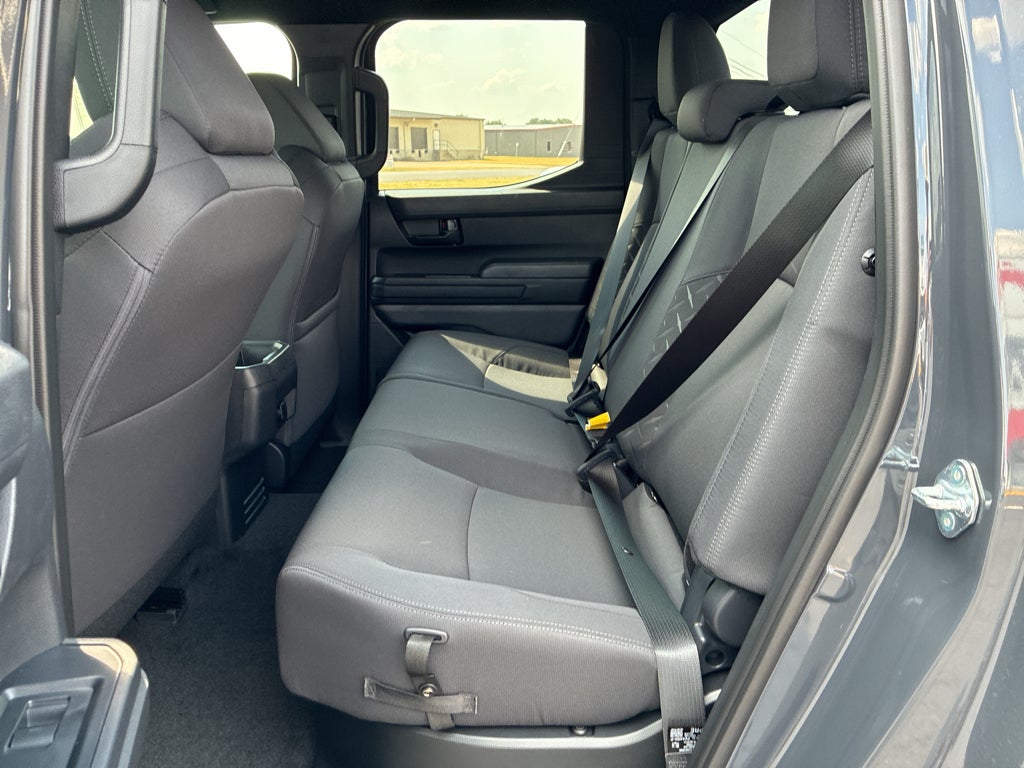 2026 Toyota Tacoma SR5 - Photo 18