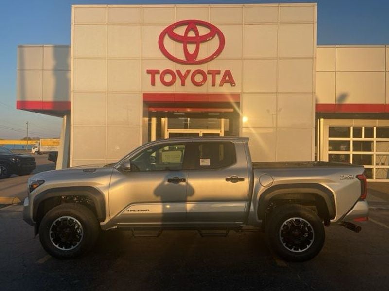 2026 Toyota Tacoma Hybrid TRD Off Road Hybrid