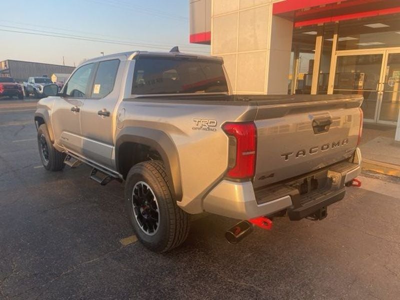 2026 Toyota Tacoma Hybrid TRD Off Road Hybrid