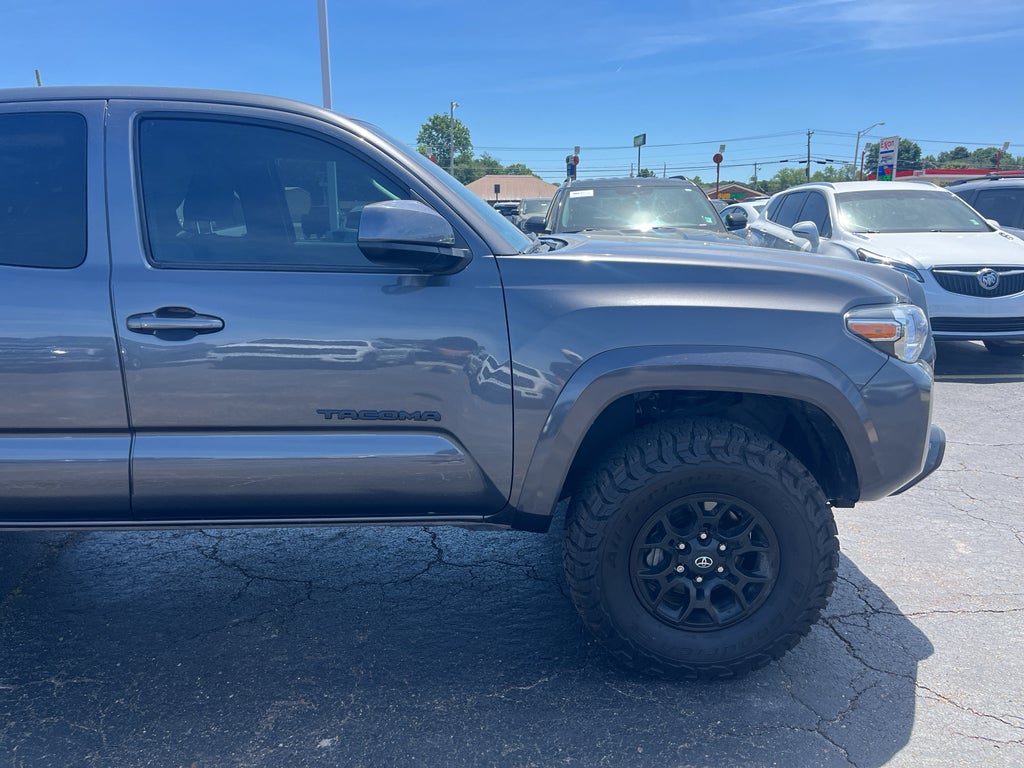 2022 Toyota Tacoma SR5