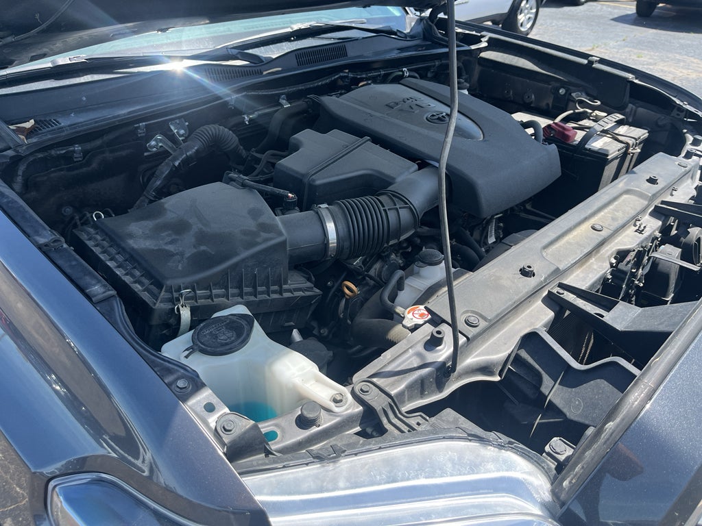 2022 Toyota Tacoma SR5