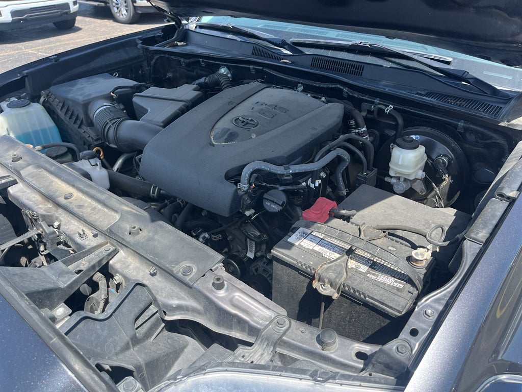 2022 Toyota Tacoma SR5