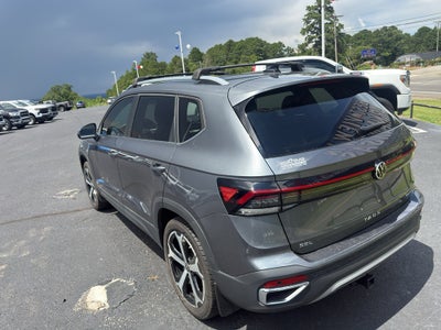 2025 Volkswagen Taos SEL