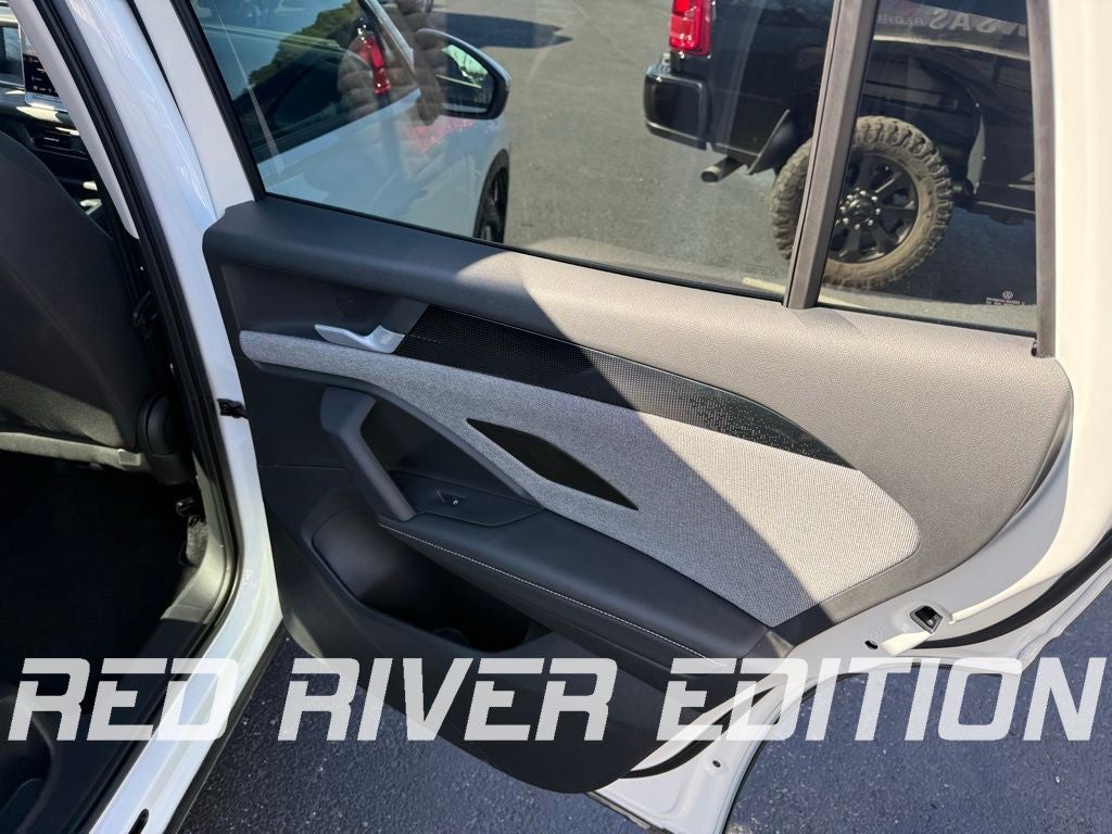 2025 Volkswagen Tiguan 2.0T S