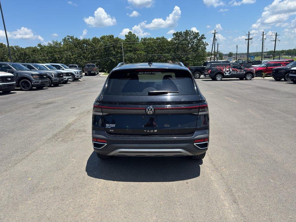 2025 Volkswagen Taos SE