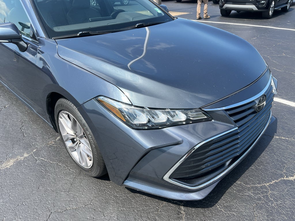 2019 Toyota Avalon XLE