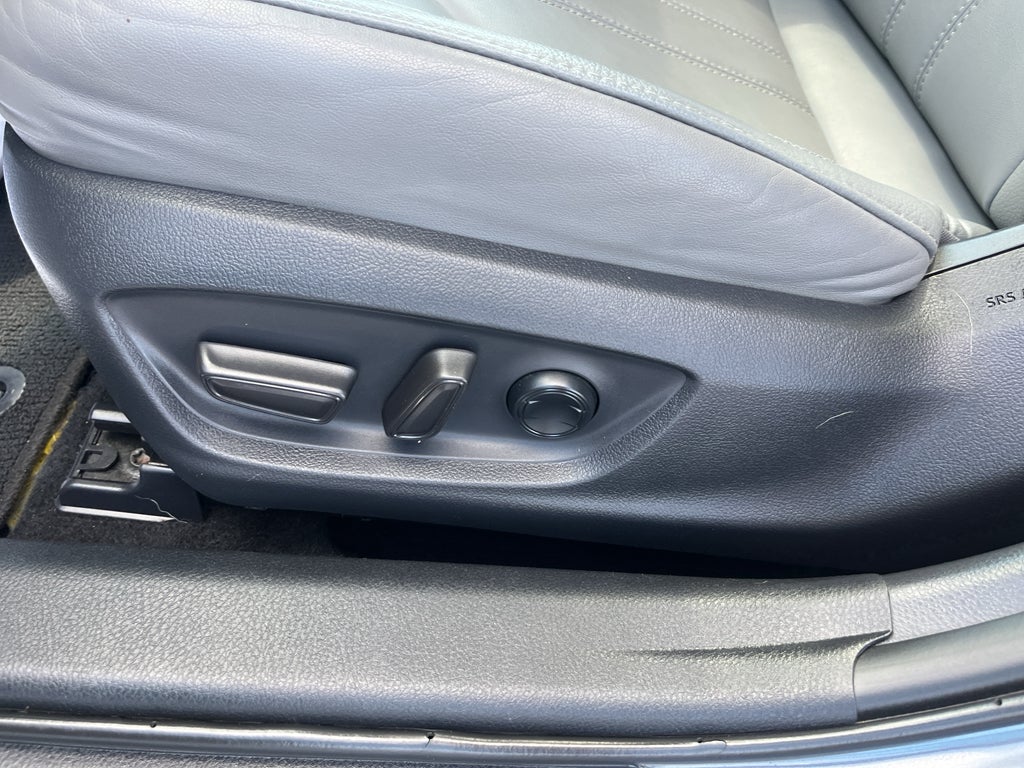 2019 Toyota Avalon XLE