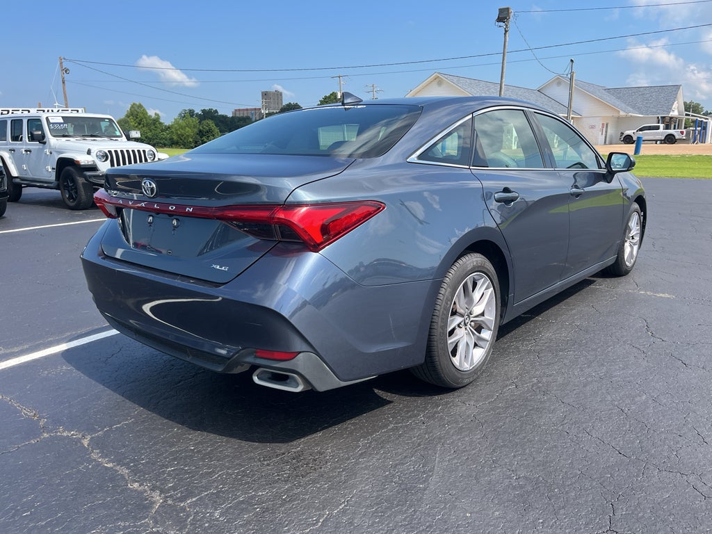 2019 Toyota Avalon XLE