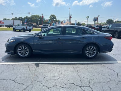 2019 Toyota Avalon XLE