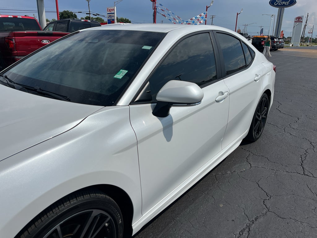 2025 Toyota Camry Hybrid XSE