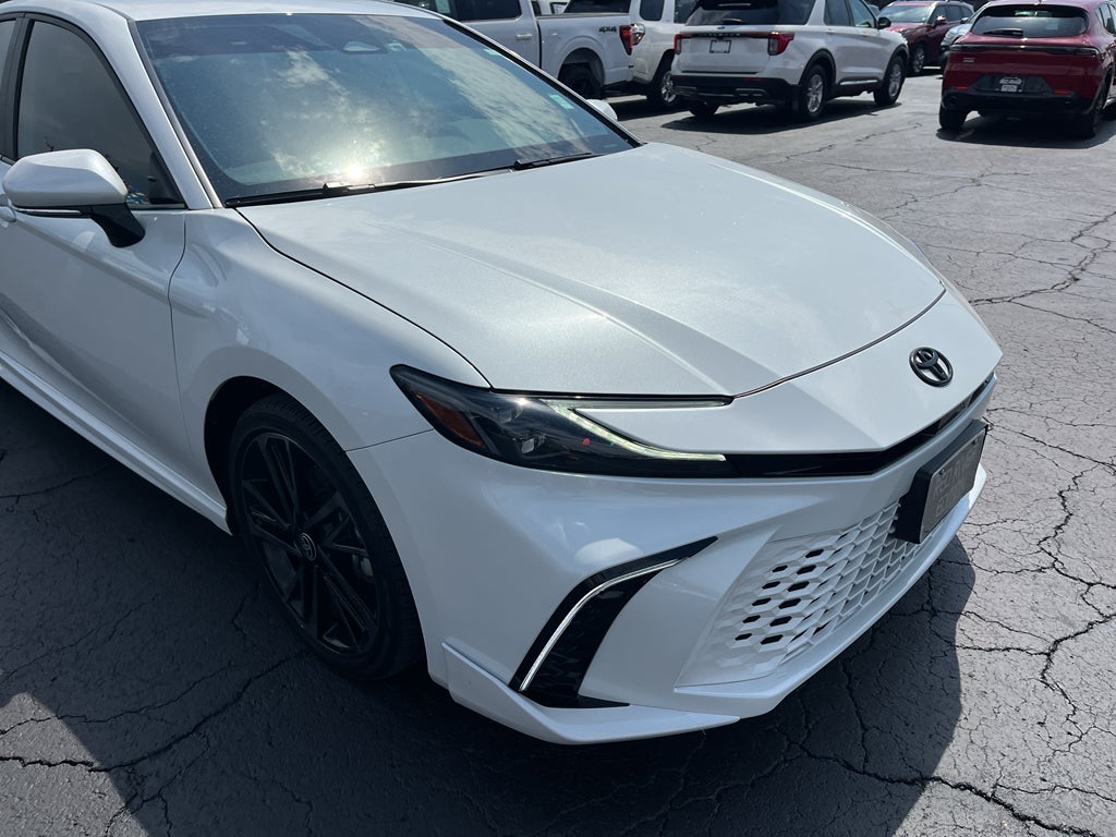 2025 Toyota Camry Hybrid XSE