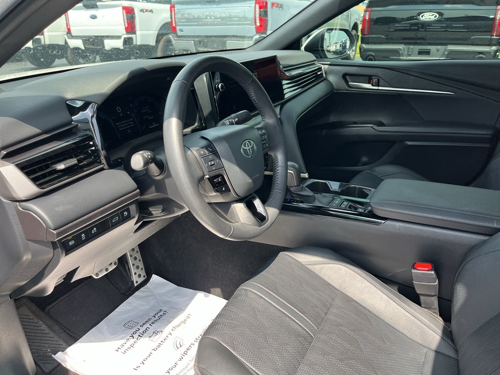 2025 Toyota Camry Hybrid XSE