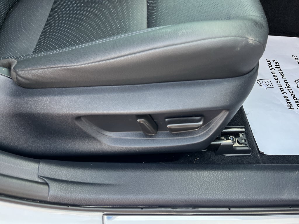 2025 Toyota Camry Hybrid XSE